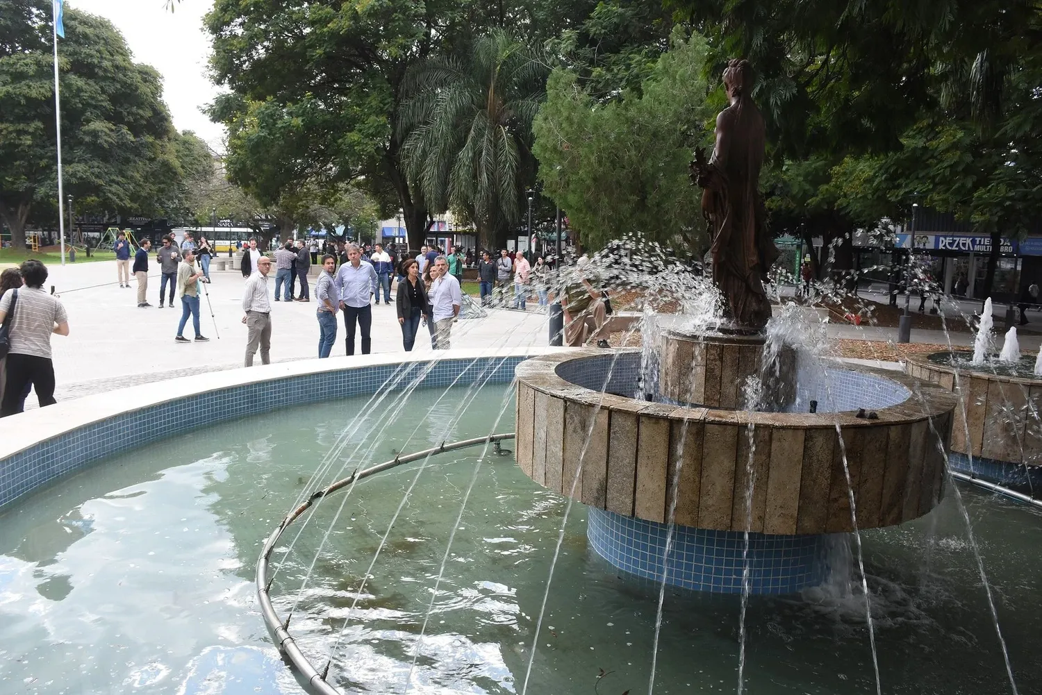 Quedó reinaugurada la Plaza del Soldado en Santa Fe