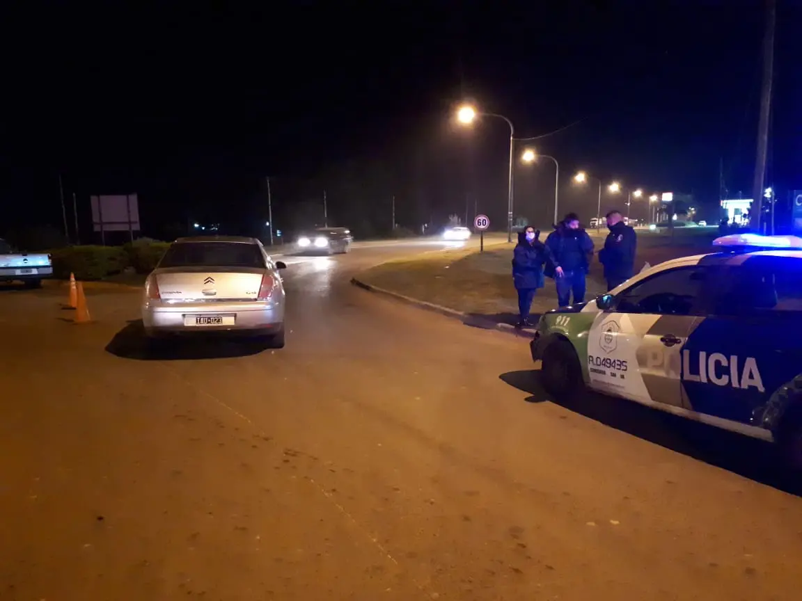 Atropellaron a una mujer que cruzaba caminando la rotonda de 3 de Febrero y Crucero General Belgrano