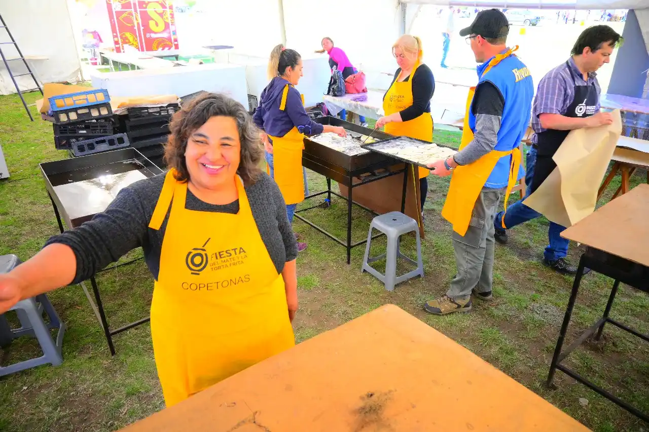 Se vendieron 18 mil tortas fritas durante la fiesta de Copetonas