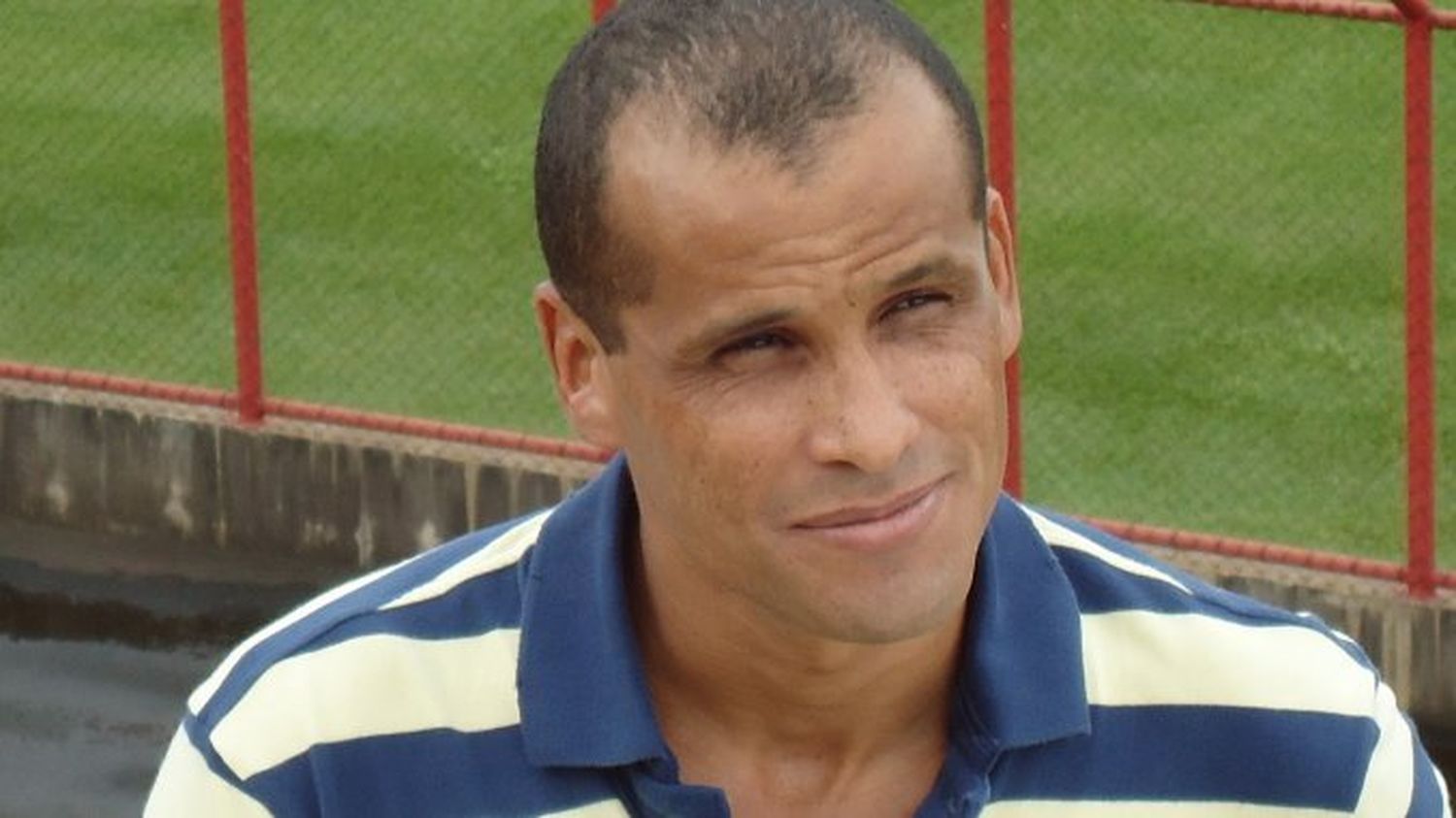 Rivaldo vuelve a jugar a los 43 años