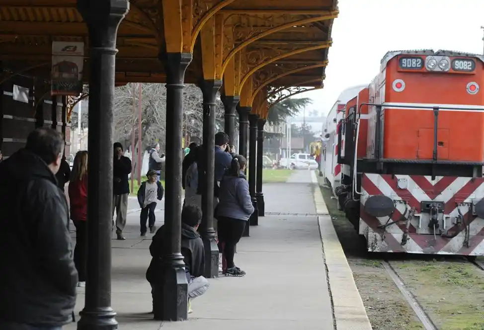 Despidieron a los trabajadores de la estación del tren de Tandil y cierra el ramal 