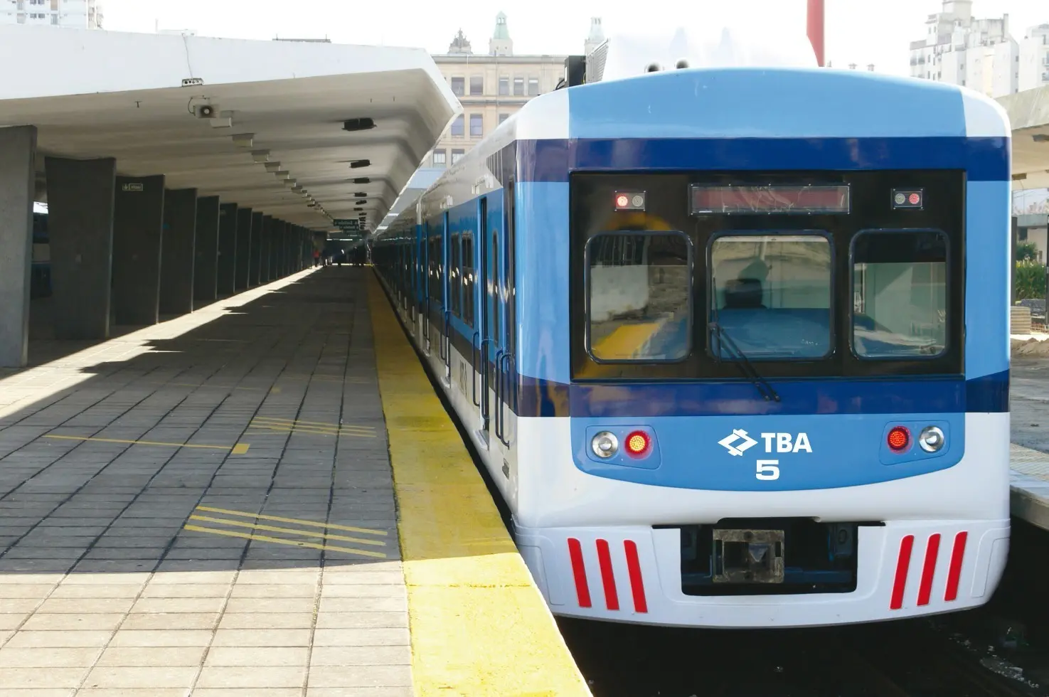 Anunciaron paro de trenes por 24 horas