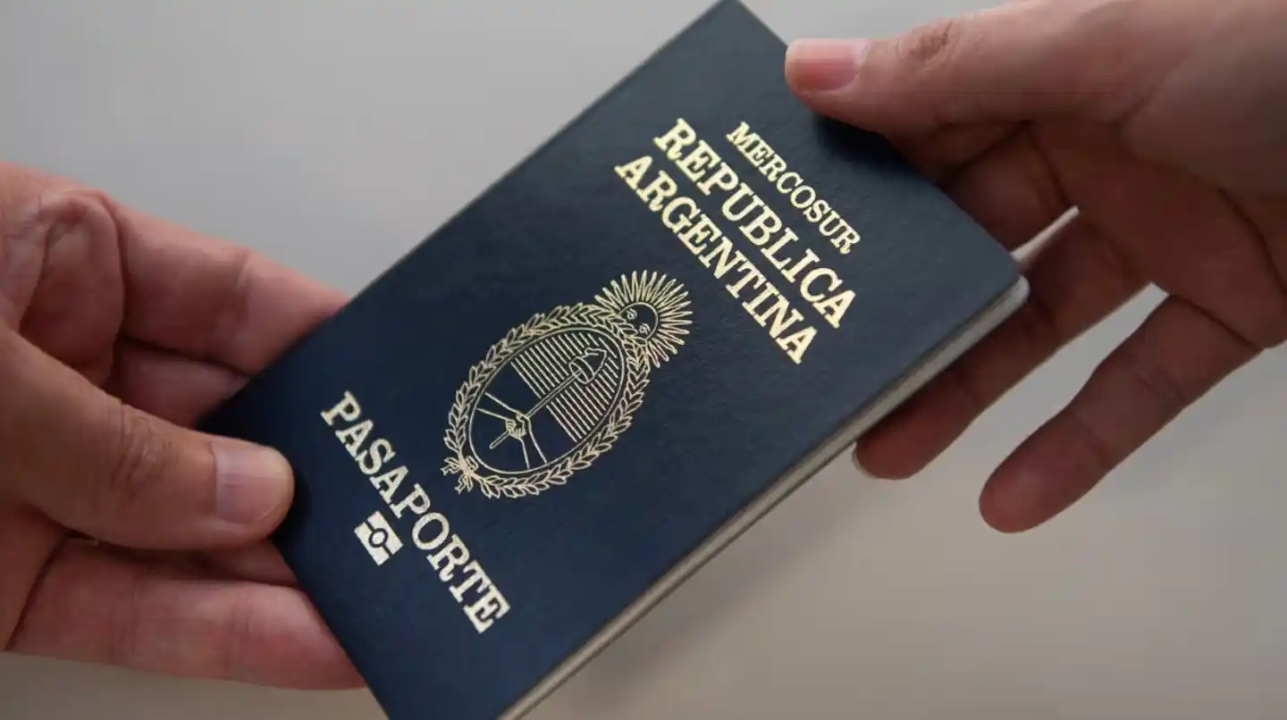 Cuánto cuesta tramitar el pasaporte argentino y el DNI desde el 6 de marzo