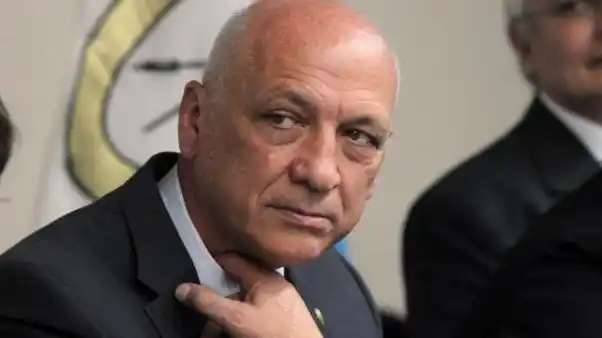 Tras el atentado, amenazaron de muerte al Gobernador Bonfatti