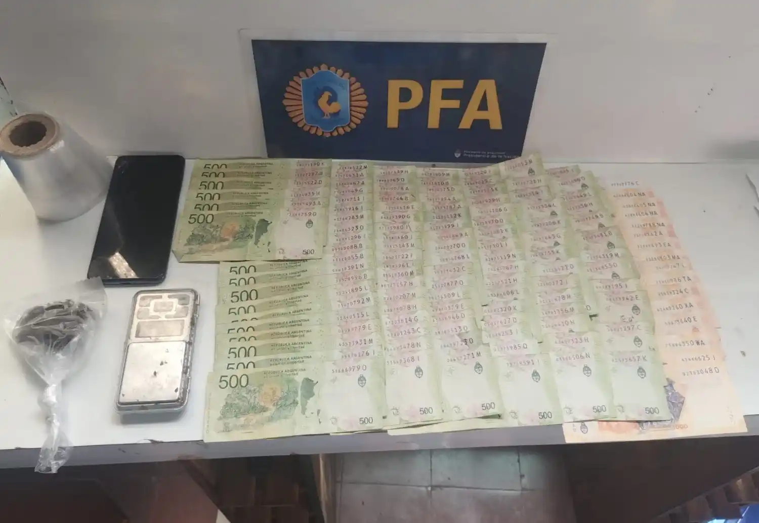 Se utilizaba como plataforma de promoción y comunicación las aplicaciones Whatsapp y Telegram.