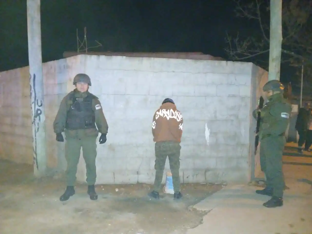 El hombre fue detenido en la esquina de Resistencia y Padre Gervasi.