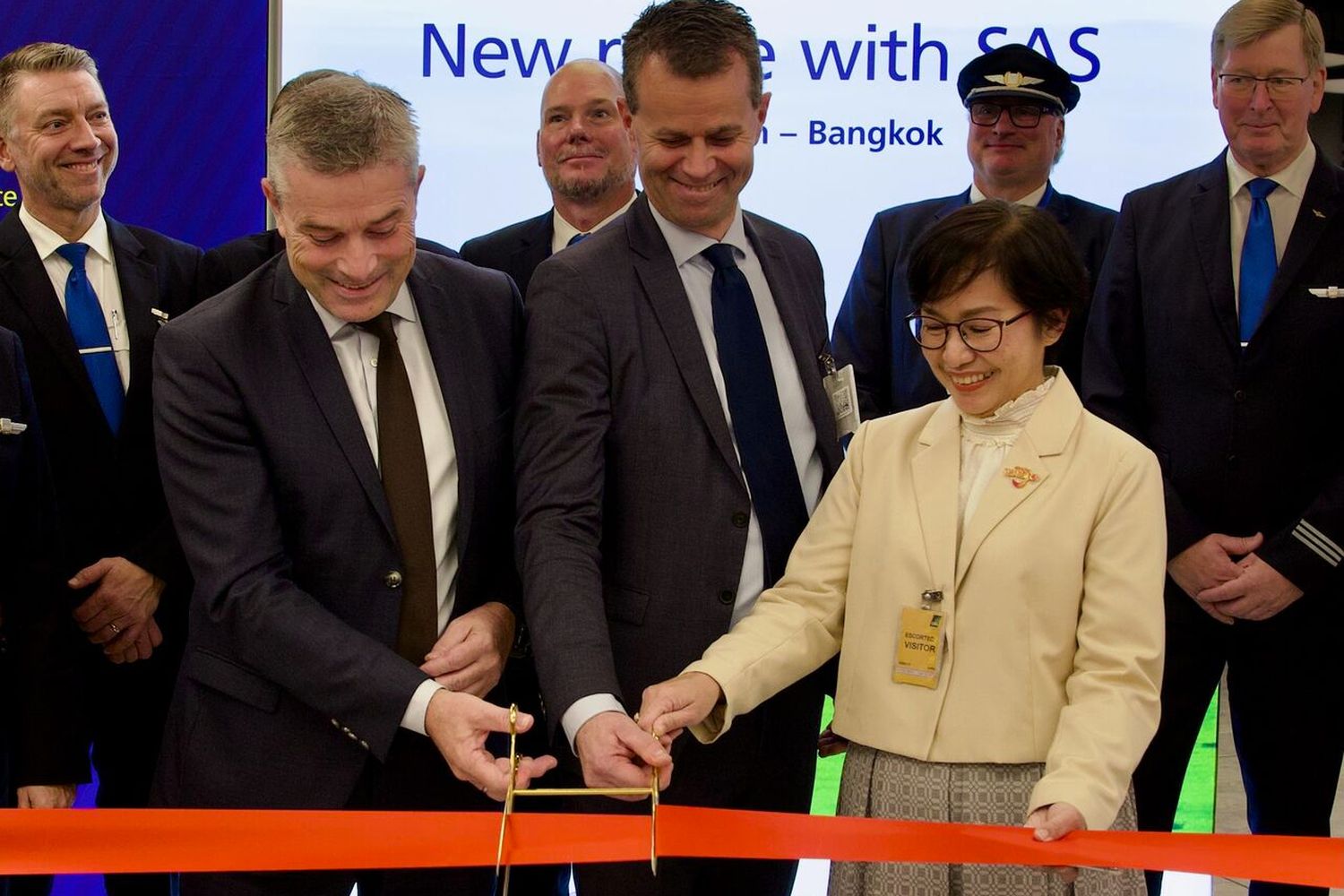 After a ten-year hiatus, SAS resumes operations to Bangkok