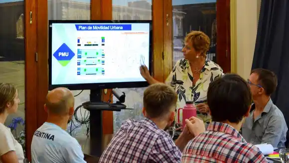 “Las Ciclovías son un avance para la ciudad que financia la Nación, con fondos que además no se pueden utilizar para otro fin”