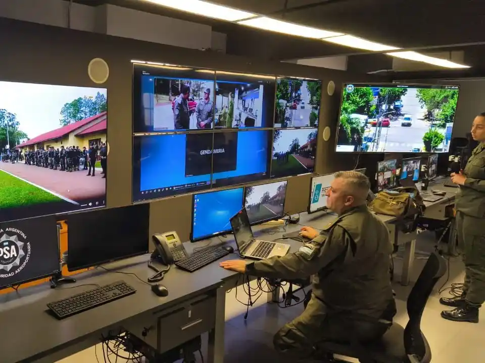 Imagen exclusiva: el comando que recolecta y envía información desde Misiones.