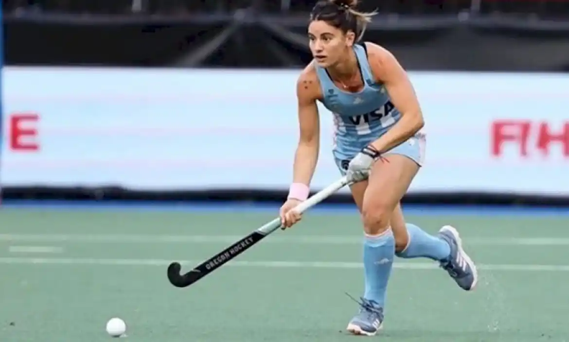 Una jugadora de Las Leonas llega a Pilar para encabezar una clínica de hockey