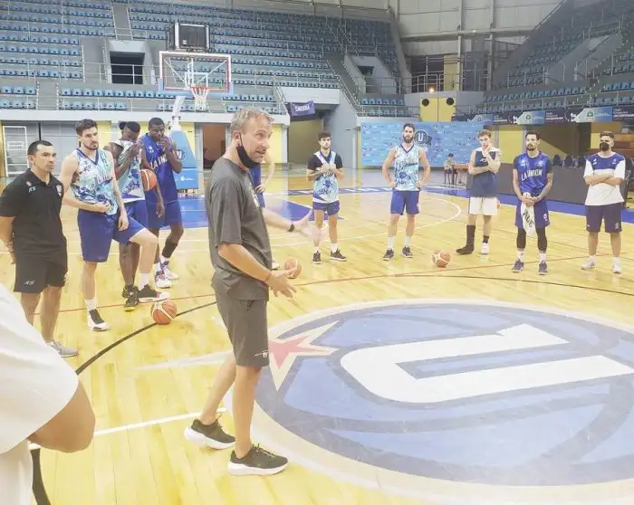 Sebastián Ginóbili: “Estoy contento por este desafío”