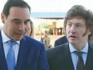 Valdés en postura desafiante 
ante Milei, a la espera del 26-O