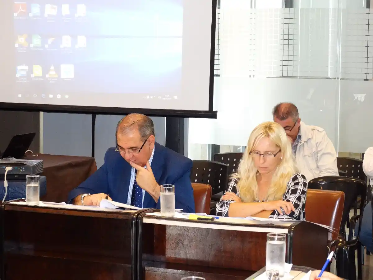 Cambiemos pide sacar propaganda política municipal en recetarios 