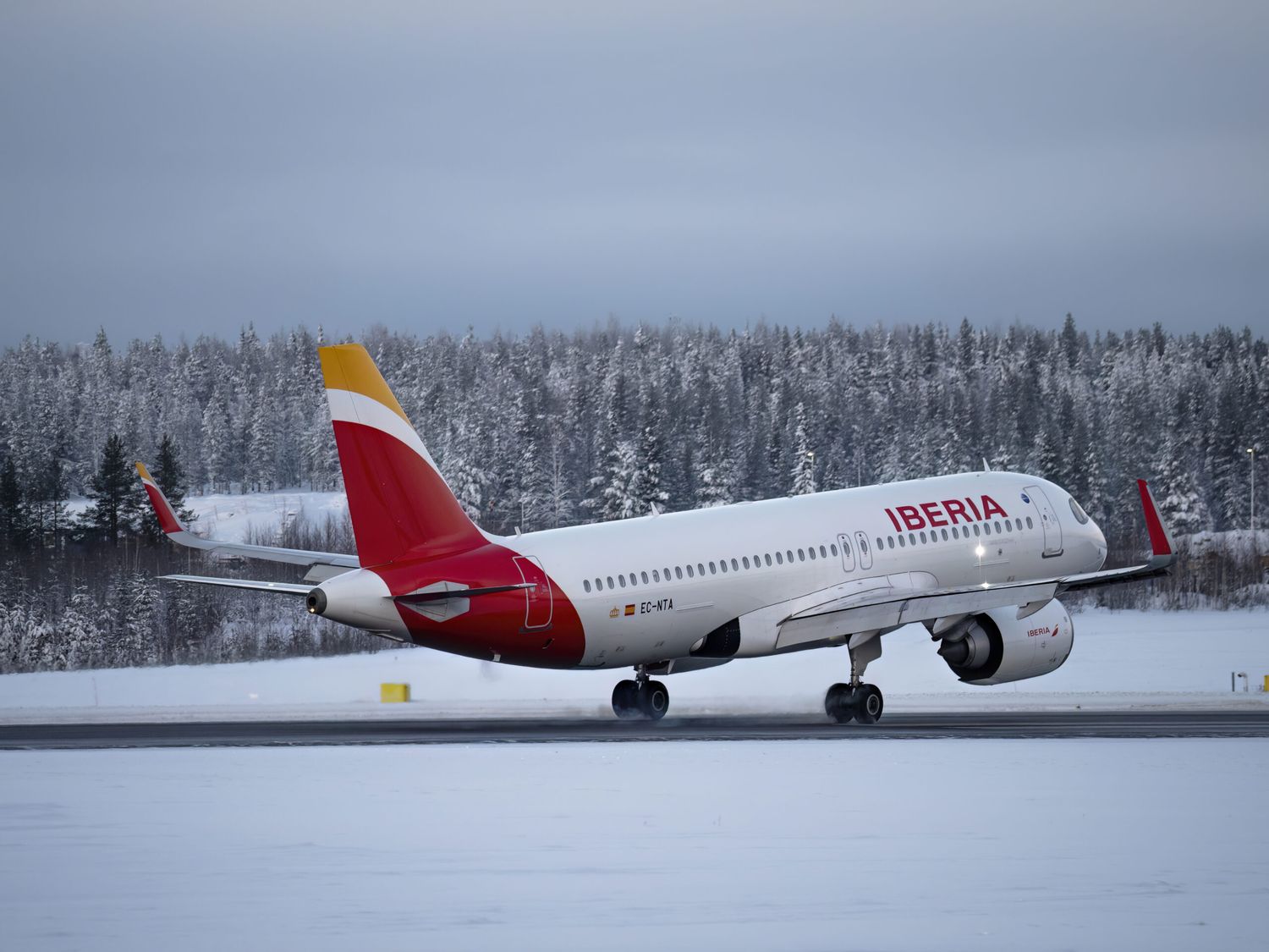 Huelga de Reyes: Iberia cancelará más de 400 vuelos y flexibiliza cambios