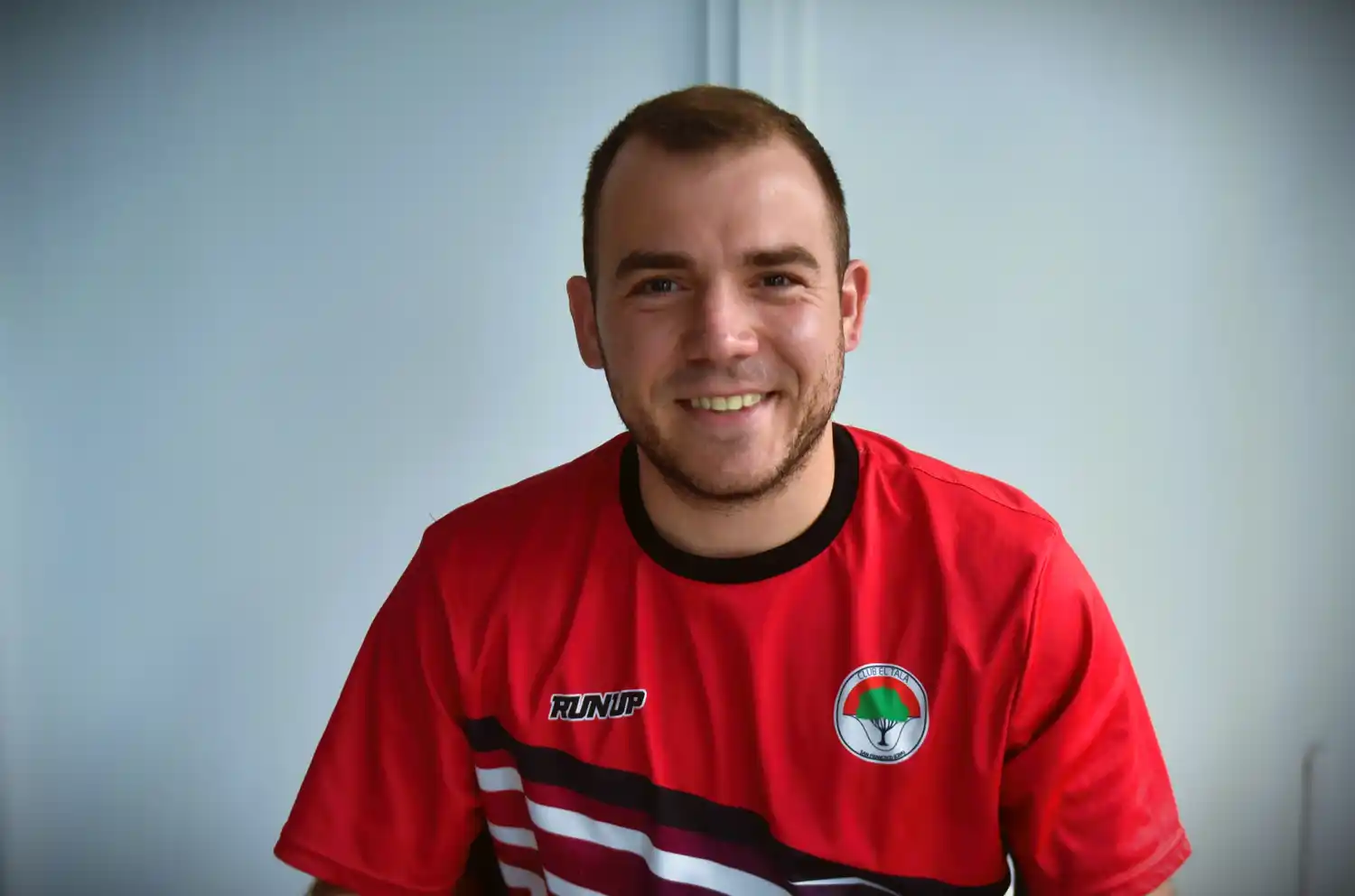 El entrenador de El Tala, Lorenzo Cavallo