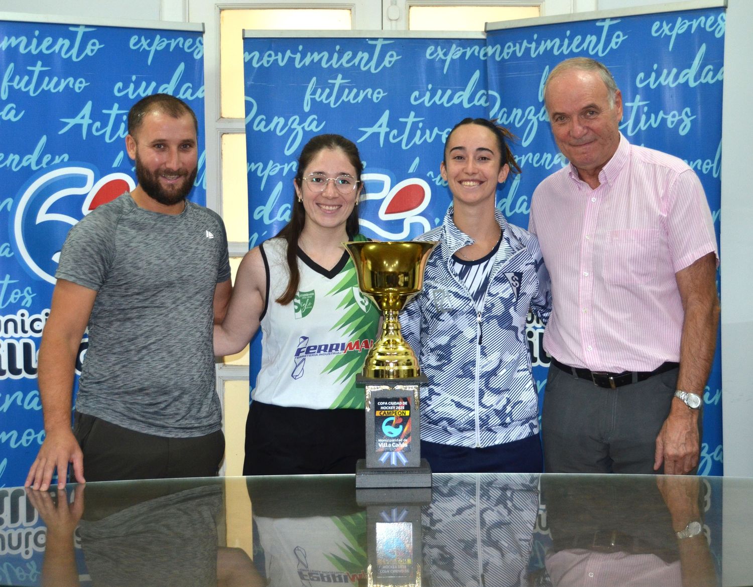 Presentación de la Copa.