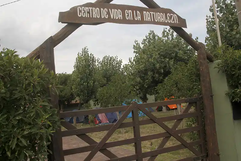 Robaron la mercadería, luminarias y otros objetos destinados a una fiesta