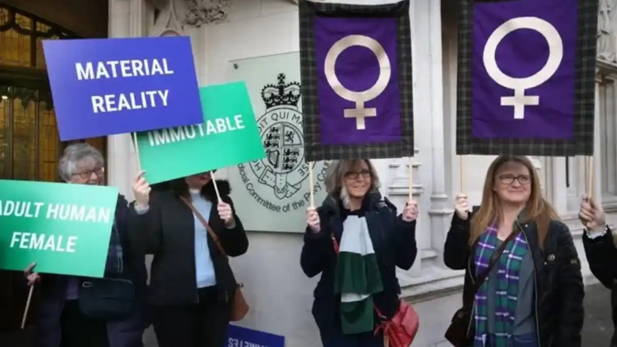 ¡ATENCIÓN TRANS! Definición legal de una mujer se basa en el sexo biológico, dictamina Corte Suprema británica