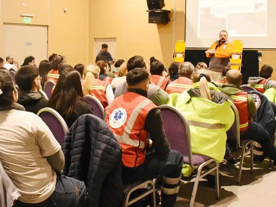 Integrantes del sistema municipal de emergencias participaron de una capacitación sobre trauma prehospitalario
