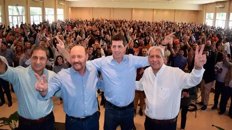 la vigencia del modelo formoseño y
la ausencia de propuestas superadoras