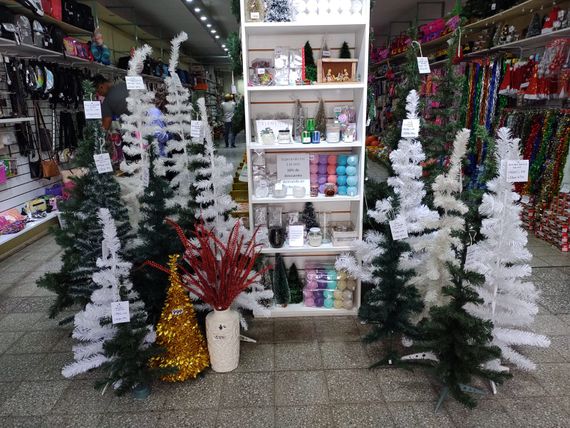 ¿Cuánto cuesta este año armar el arbolito de Navidad?