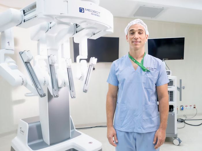 Hito médico en Argentina: una paciente recuperó la fertilidad luego del cáncer con una cirugía robótica. - 1