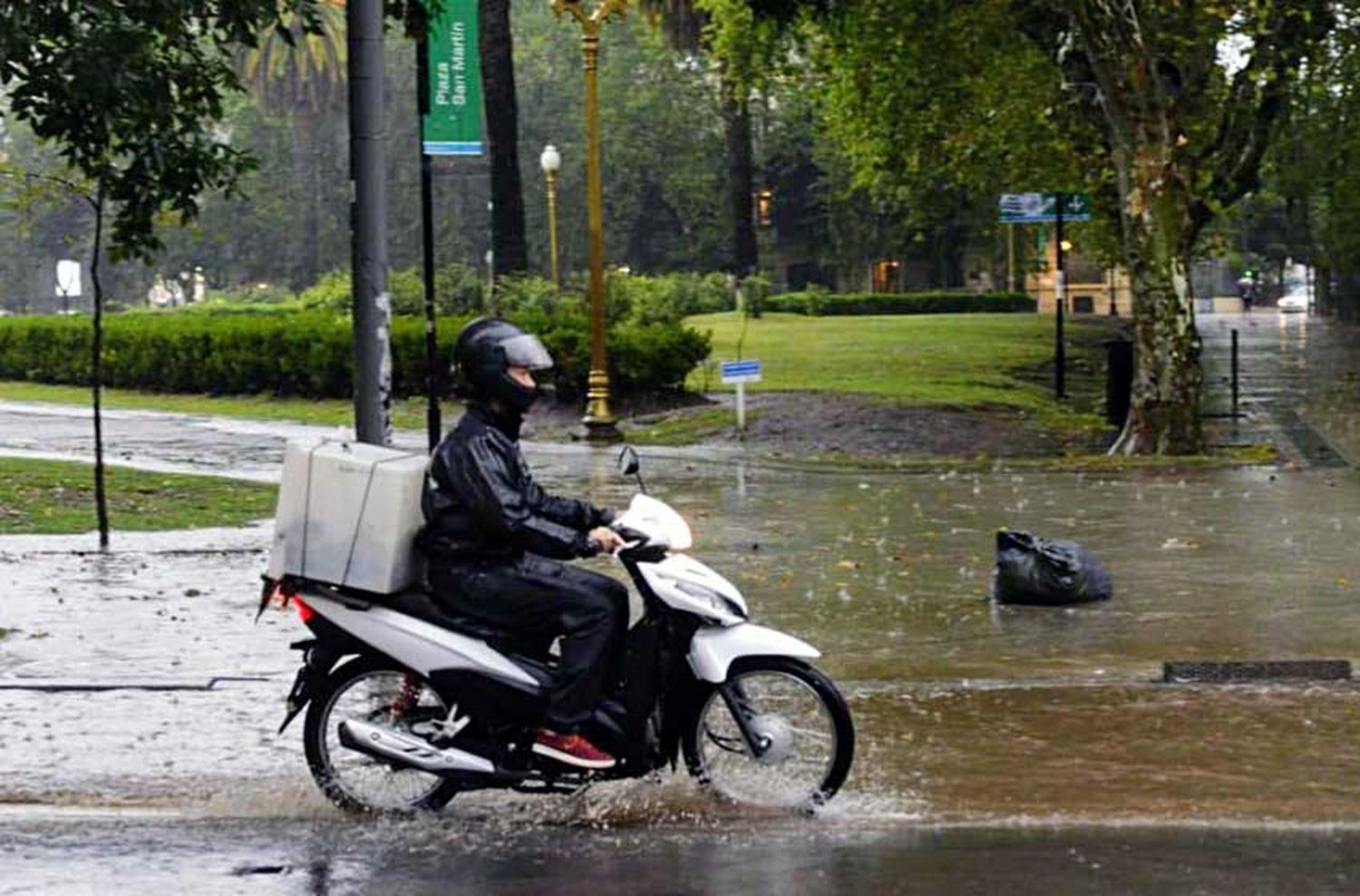 No se quiere ir: Rosario arrancó con buen tiempo pero por la tarde volvería la lluvia