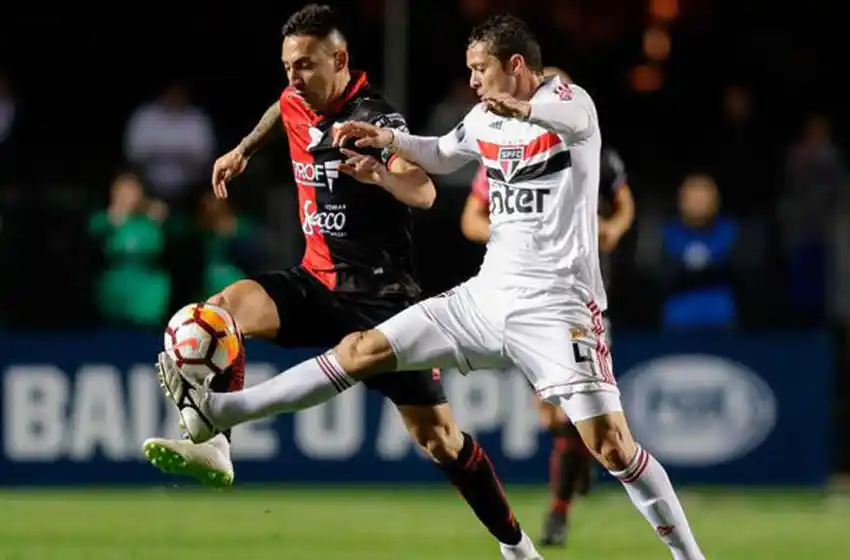 Colón eliminó a San Pablo y sigue haciendo historia