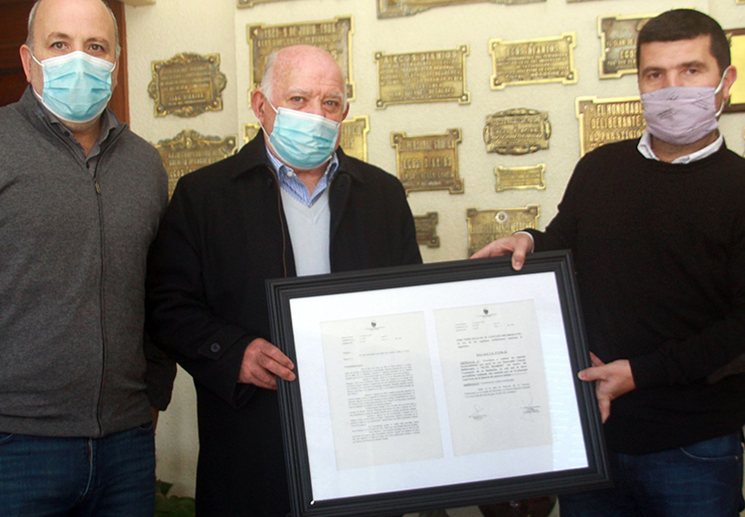 Reconocimiento en el centenario de Ecos Diarios