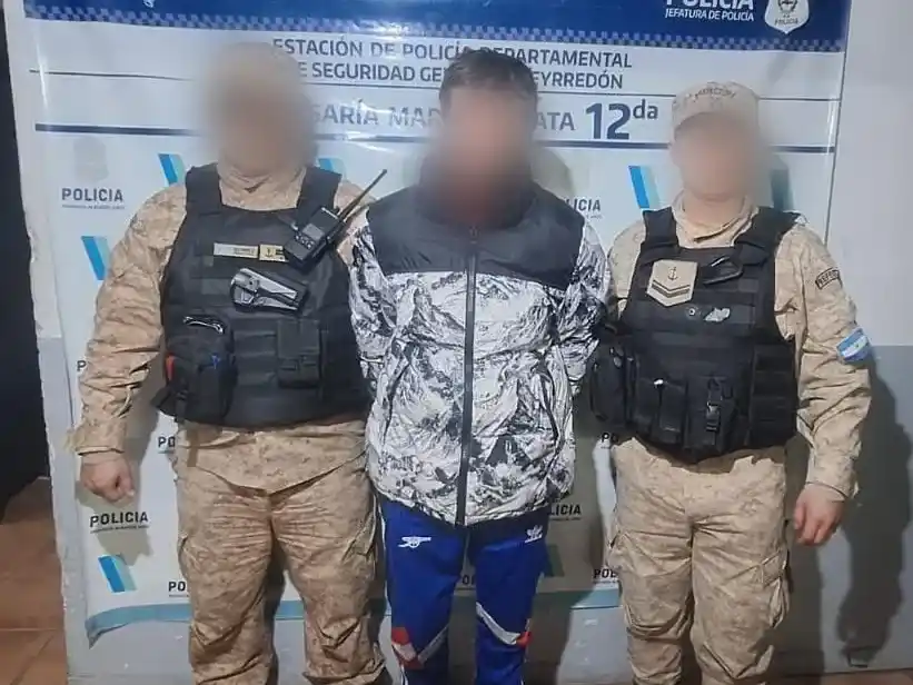 Uno de los dos detenidos acusado del robo en Arturo Alió al 1000