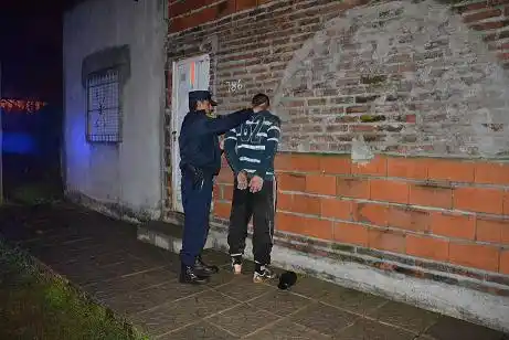 Un hombre fue atrapado in fraganti en un domicilio de Urdinarrain