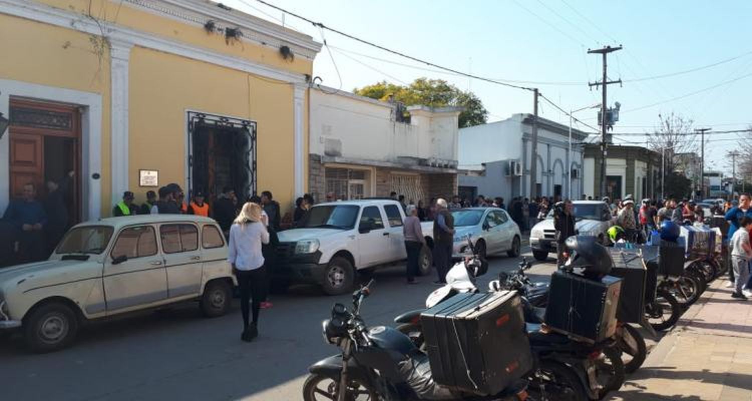 Comerciantes y mensajeros marchan contra la inseguridad y por justicia