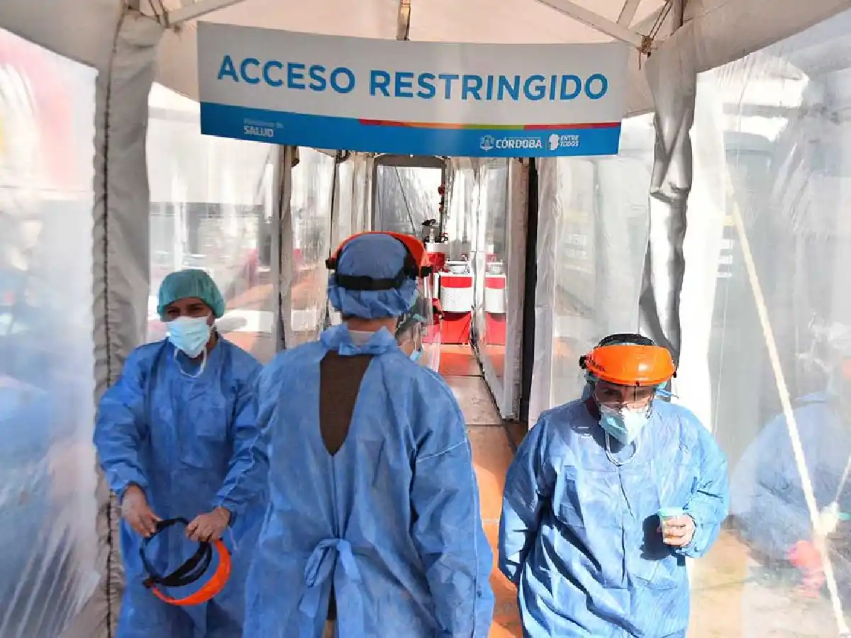 Reportaron 593 nuevos contagios de coronavirus y 13 decesos