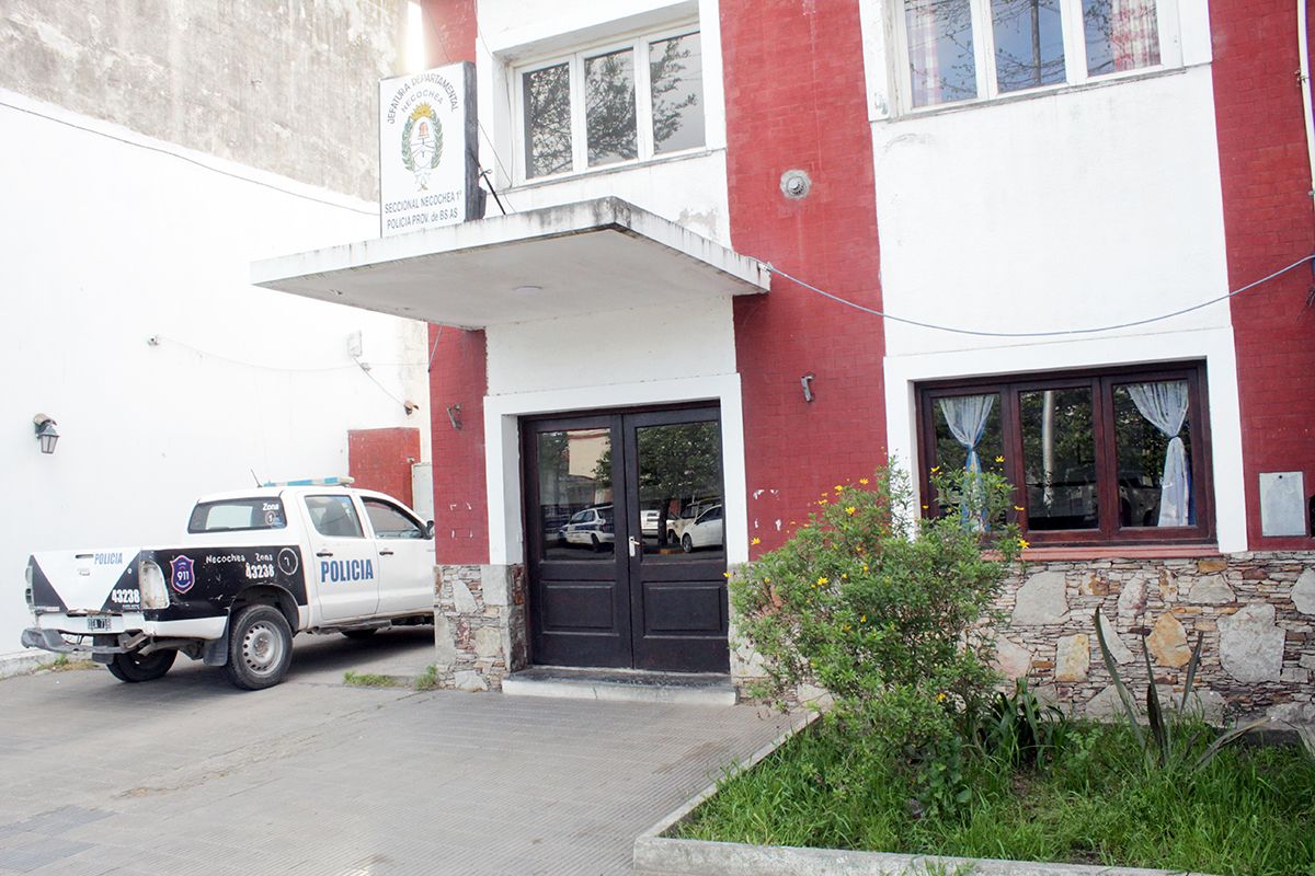 En Comisaría Primera. Se investiga el robo a un adulto mayor en su casa, a quien golpearon también