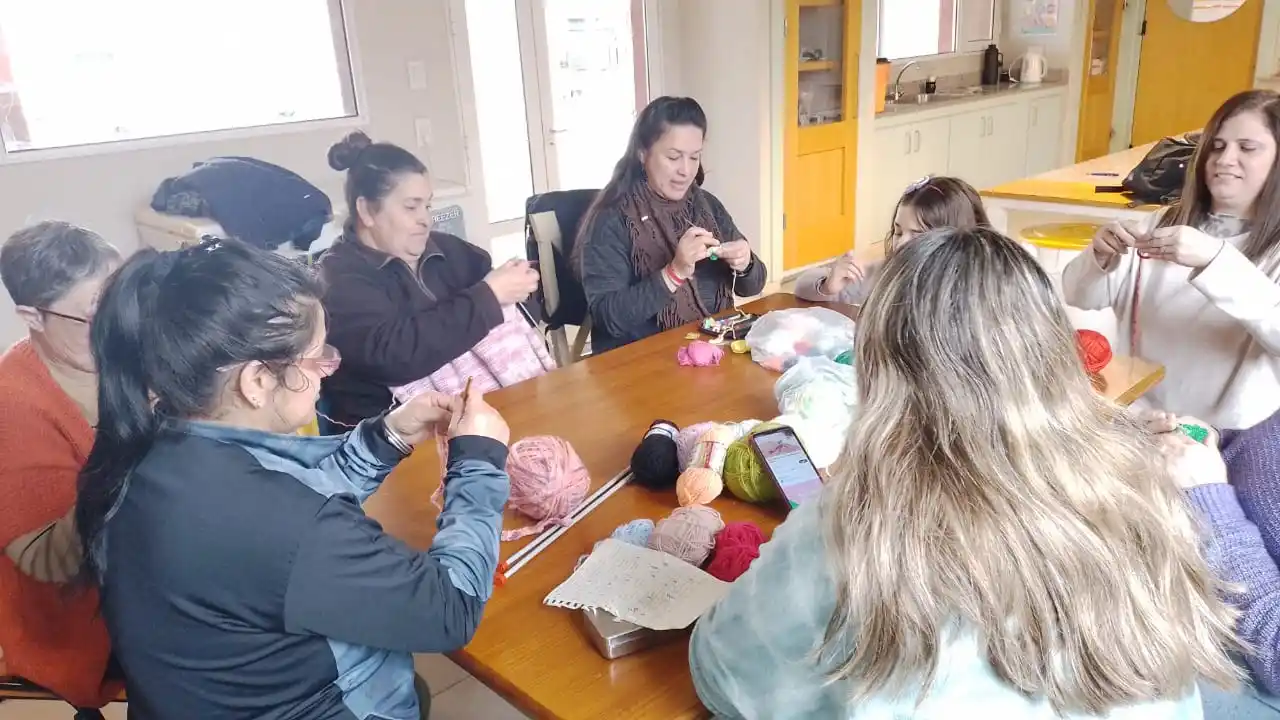 La Peña de Tejidos fue uno de los cursos con mayor aceptación.