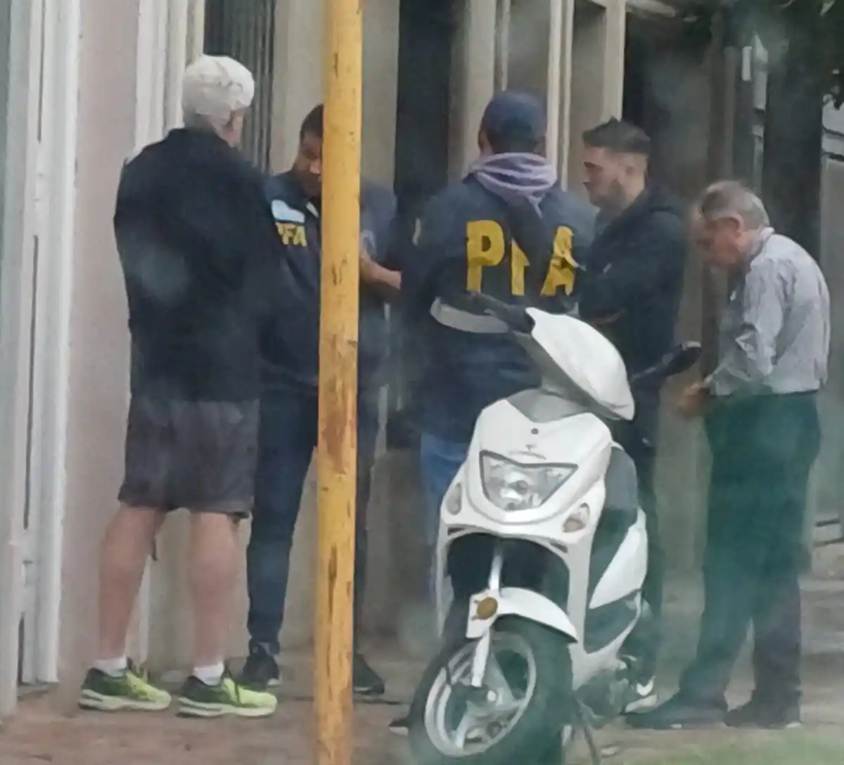 El secuestro de elementos de trabajo del estudio contable dio lugar a la queja de otros profesionales.