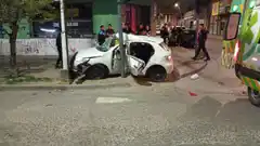 Continúan en terapia intensiva las jóvenes accidentadas en la esquina de avenida España y 9 de Julio