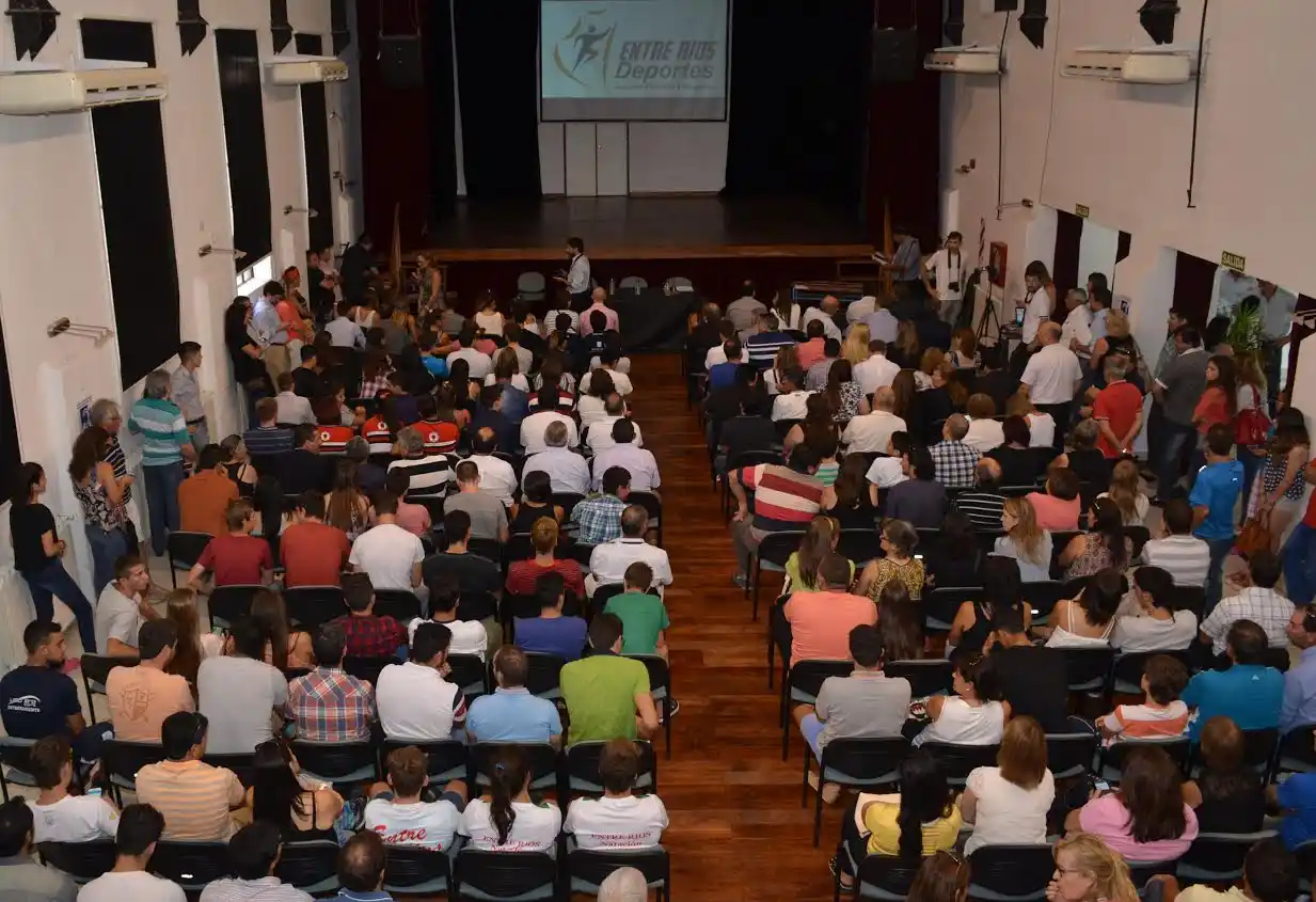 140 atletas entrerrianos recibieron Becas Deportivas del gobierno provincial