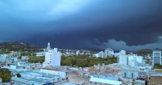 Alerta a corto plazo por tormentas fuertes y lluvias para toda la jornada