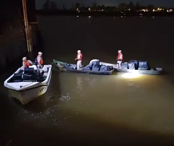 Prefectura desarticuló intento de contrabando de cigarrillos en el río Uruguay