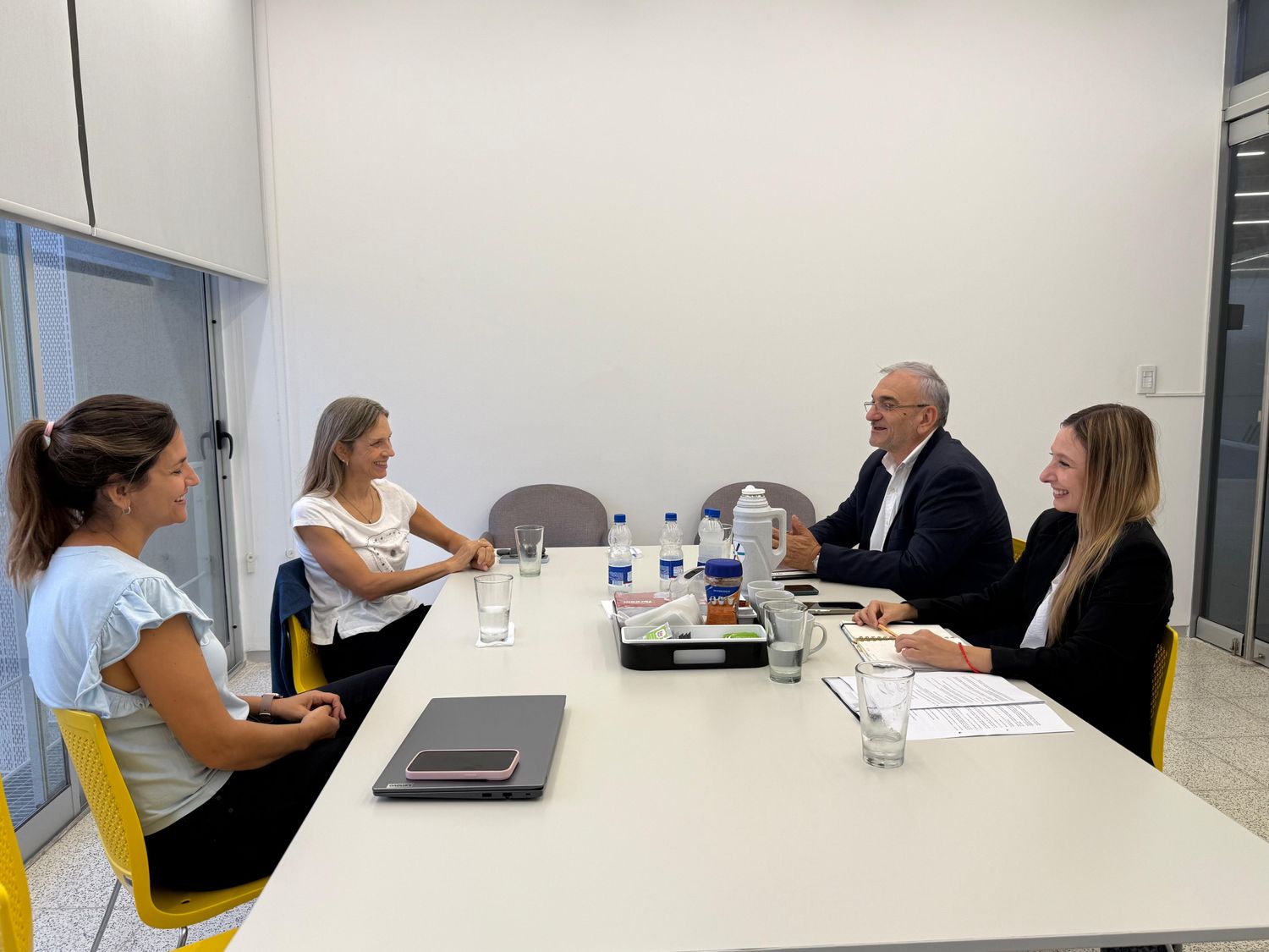 Calvo se reunió con directivos de la UnRaf