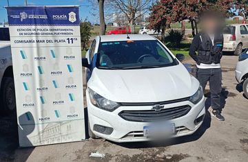 Secuestran un auto que se sumaba a la “Caravana de Alvarado”: había sido robado esta mañana