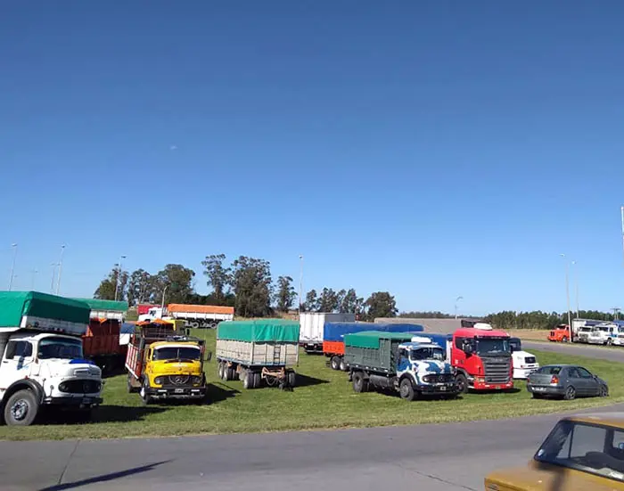 El paro de transportistas está afectando la operatoria portuaria