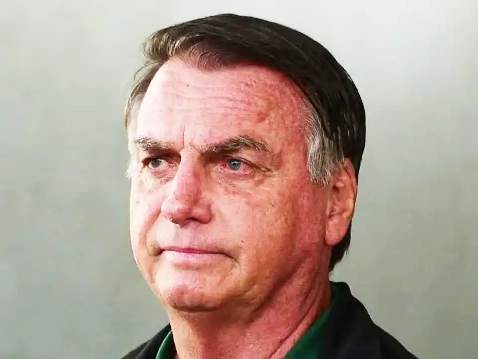 Fiscalía pidió archivar causa de Bolsonaro vinculada a vacuna contra Covid-19