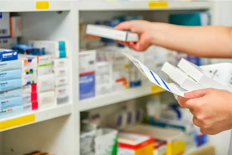 El Gobierno avanza con la agencia que definirá qué medicamentos de alto precio deberán cubrir el Estado, las obras sociales y las prepagas