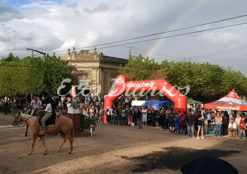 Gran convocatoria de la 43ª edición de la Fiesta Provincial del Girasol
