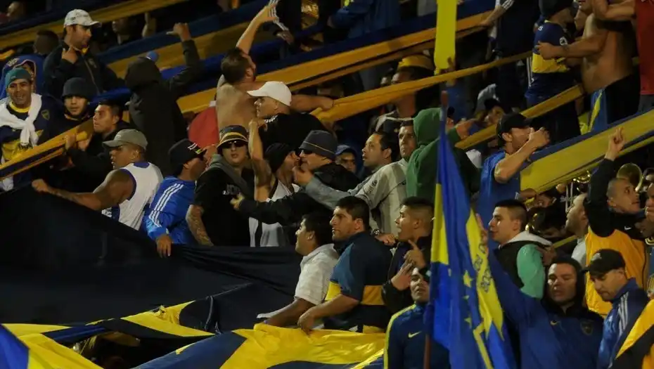 Detuvieron a tres barras de Boca vinculados a la “Mafia de La Salada”