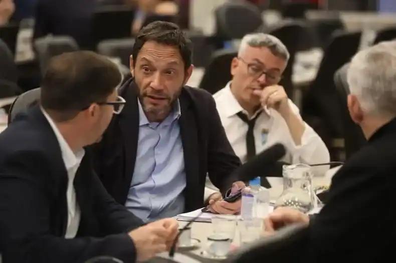 Escándalo $Libra: la oposición reactivó la comisión, que será presidida por Maximiliano Ferraro