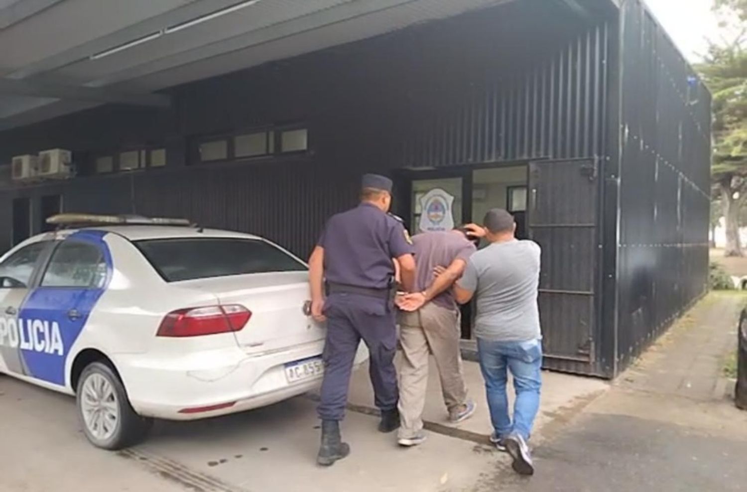 Agredió a su vecino con un arma porque sus animales "invadían" su propiedad