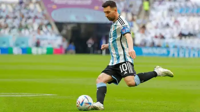 Messi igualará a Maradona como el argentino con más partidos en Mundiales